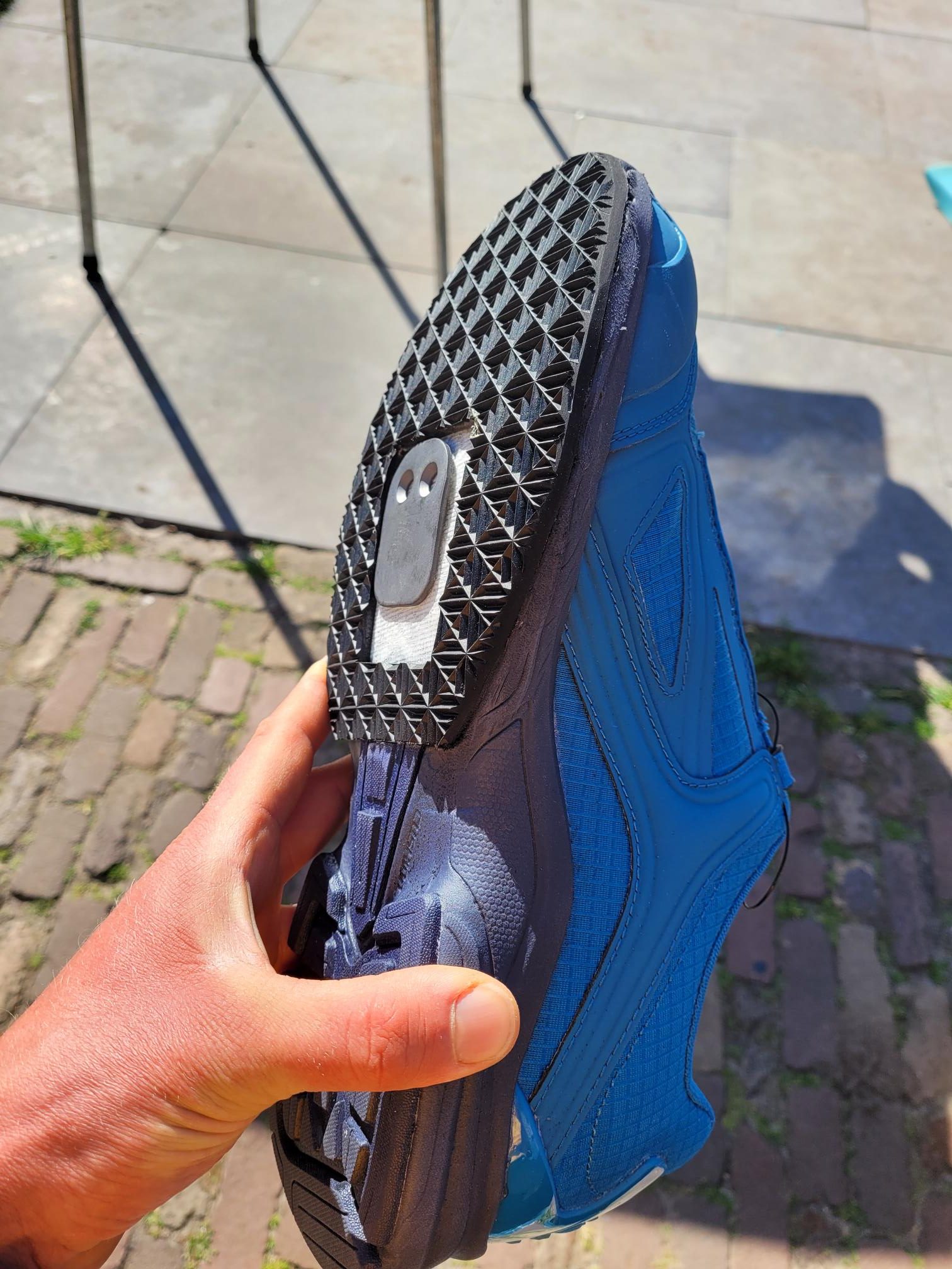 aangepaste fietsschoen voor gebruik spalk bij klapvoet